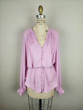 Lavender Ruched Cuff Long Sleeve Pleated & Covered Button Blouse * Torrid Size 1